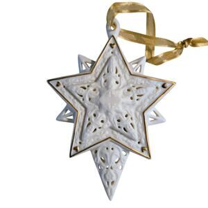 Wedgewood 2004 Star Christmas Ornament by Waterford Crystal in Original Box